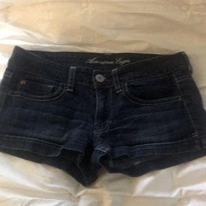 American Eagle denim shots size 6 strentch